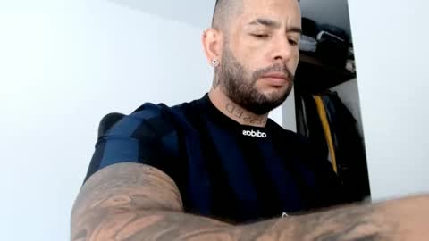 Snapshot of elosocazador chatting on January 25, 2025, 12:26 pm elosocazador online show from January 25, 2025, 12:26 pm