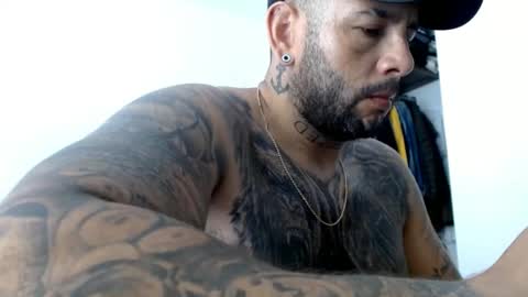 Snapshot of elosocazador chatting on January 27, 2025, 3:50 pm elosocazador online show from January 27, 2025, 3:50 pm