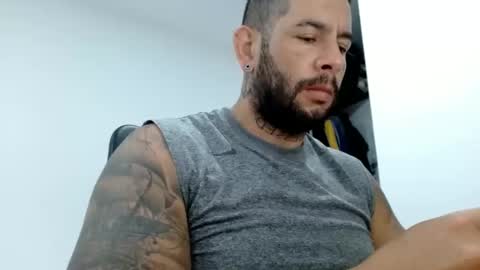 Snapshot of elosocazador chatting on February 5, 2025, 11:55 am elosocazador online show from February 5, 2025, 11:55 am