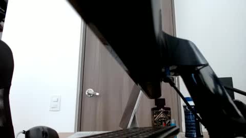 Snapshot of elosocazador chatting on February 21, 2025, 7:10 pm elosocazador online show from February 21, 2025, 7:10 pm