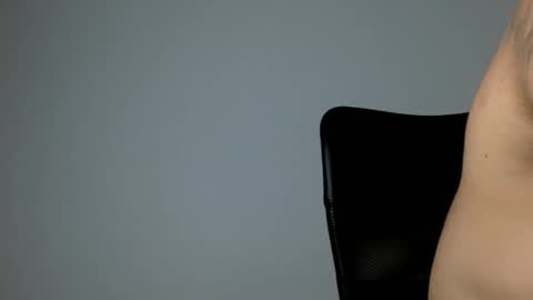 elosocazador online show from February 25, 2026, 11:25 pm