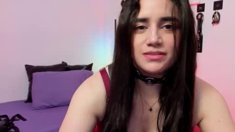 elowen_halley1 online show from February 8, 2026, 8:23 pm