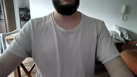 Snapshot of elriclust chatting on February 19, 2026, 10:17 pm elriclust online show from February 19, 2026, 10:17 pm