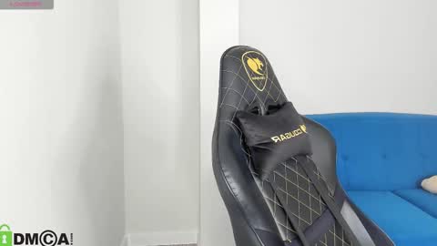 Snapshot of elsa_carterr chatting on November 24, 2025, 1:55 pm elsa_carterr online show from November 24, 2025, 1:55 pm