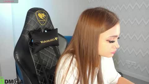 Snapshot of elsa_carterr chatting on November 26, 2025, 11:22 am elsa_carterr online show from November 26, 2025, 11:22 am