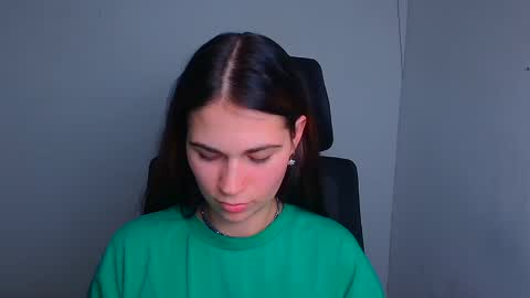 Elsa online show from December 5, 2024, 10:45 pm