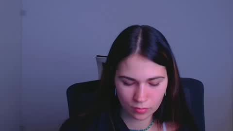 Elsa online show from December 10, 2024, 7:22 pm