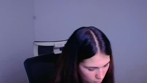 Elsa online show from December 13, 2024, 10:34 pm