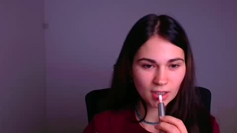 Elsa online show from December 18, 2024, 10:24 pm