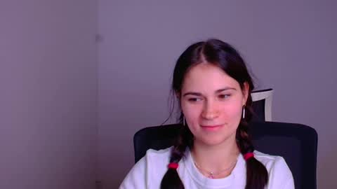 Elsa online show from January 9, 2025, 10:31 pm