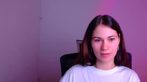 Elsa online show from January 18, 2025, 7:58 pm