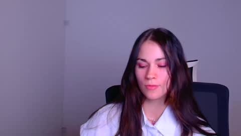 Elsa online show from January 22, 2025, 7:34 pm