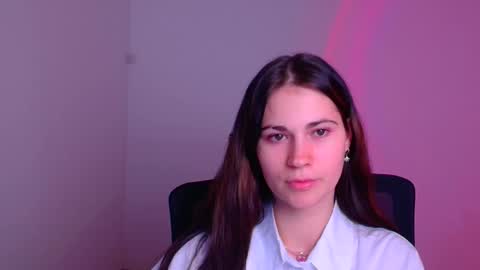 Elsa online show from January 22, 2025, 10:37 pm