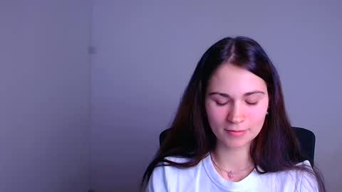 Elsa online show from January 27, 2025, 7:35 pm