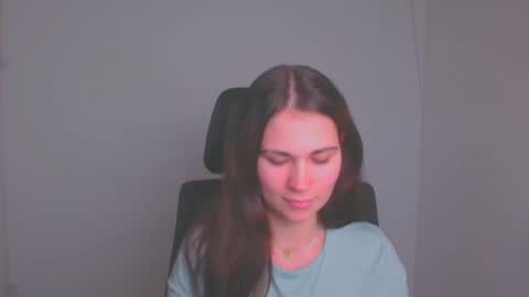 Elsa online show from February 3, 2025, 8:03 pm