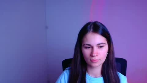 Elsa online show from February 4, 2025, 10:34 pm