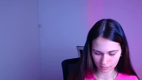 Elsa online show from February 5, 2025, 8:14 pm