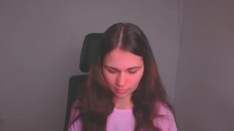 Elsa online show from February 10, 2025, 7:49 pm