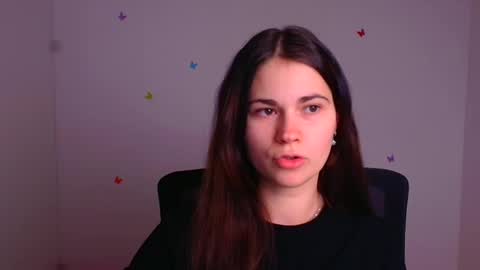 Elsa online show from February 22, 2025, 7:47 pm