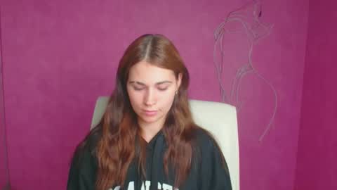 Elsa online show from September 22, 2025, 6:15 am