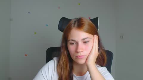 Elsa online show from September 23, 2025, 6:05 am