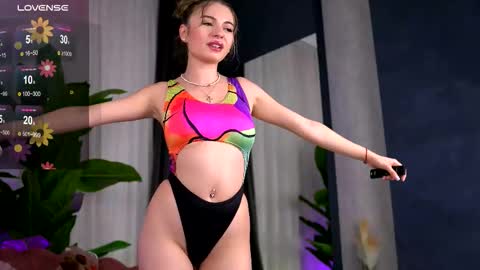 Adina online show from September 29, 2025, 10:03 pm