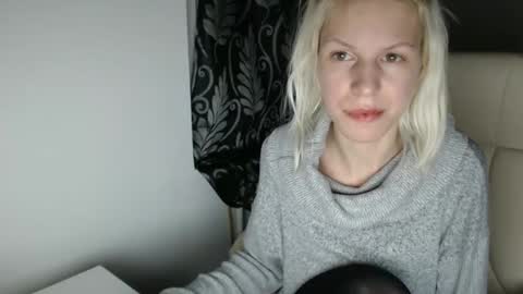 Snapshot of elssa_rush chatting on March 9, 2025, 12:21 am elssa_rush online show from March 9, 2025, 12:21 am
