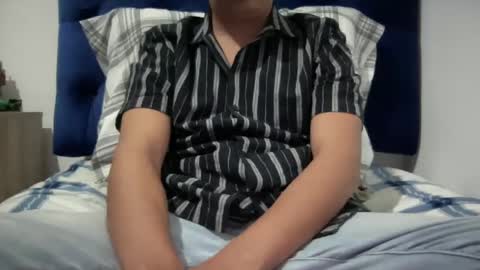 Snapshot of elvergudo0 chatting on January 19, 2025, 7:04 am Diego online show from January 19, 2025, 7:04 am