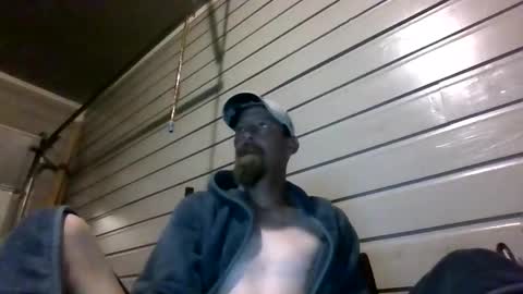 Snapshot of elwooood7 chatting on November 16, 2025, 12:22 pm elwooood7 online show from November 16, 2025, 12:22 pm