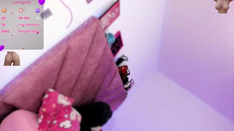 ely_w1 online show from November 26, 2025, 11:17 pm