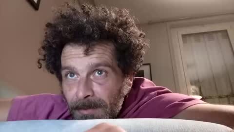 elyjahoye online show from November 16, 2025, 8:58 pm