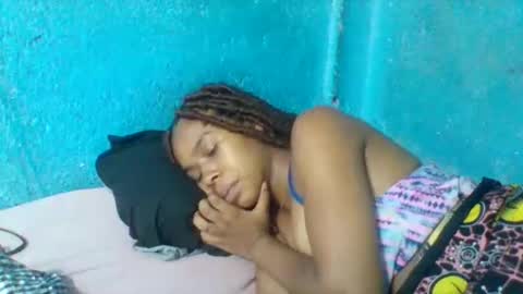 Snapshot of elys208 chatting on November 8, 2025, 9:53 am elys208 online show from November 8, 2025, 9:53 am