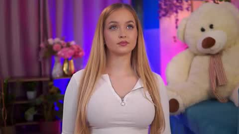 Elyssa online show from January 8, 2026, 8:11 pm