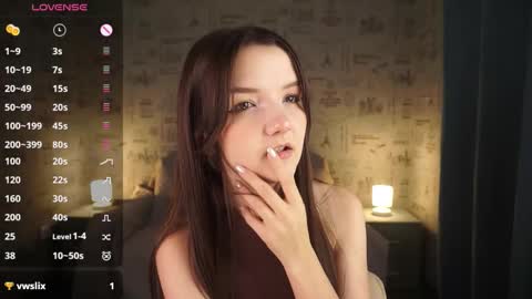 Snapshot of em1ly_e chatting on November 9, 2025, 9:24 pm Emily online show from November 9, 2025, 9:24 pm