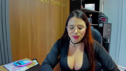 Snapshot of ema_04 chatting on December 17, 2025, 6:25 pm Estefany Martinez Acua INSTAGRAM ema 04oficial online show from December 17, 2025, 6:25 pm