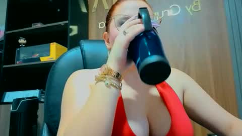 Snapshot of ema_04 chatting on February 9, 2026, 2:21 pm Estefany Martinez Acua INSTAGRAM ema 04oficial online show from February 9, 2026, 2:21 pm