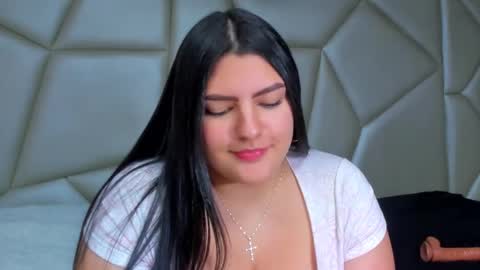 ema_grey1 online show from December 2, 2025, 6:25 pm