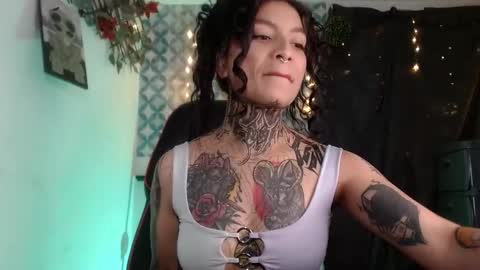 ema_ploxx online show from September 25, 2025, 2:48 am