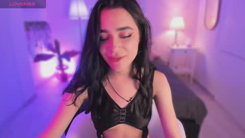 Snapshot of ema_soul chatting on October 11, 2025, 8:51 pm emma soul online show from October 11, 2025, 8:51 pm