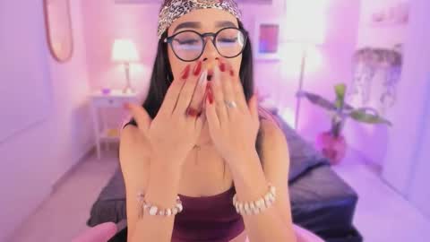 Snapshot of ema_soul chatting on November 20, 2025, 8:08 pm emma soul online show from November 20, 2025, 8:08 pm