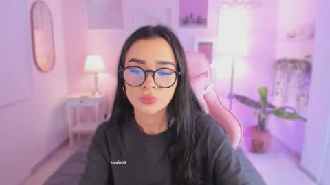 Snapshot of ema_soul chatting on November 24, 2025, 12:54 am emma soul online show from November 24, 2025, 12:54 am