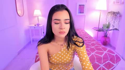 Snapshot of ema_soul chatting on January 13, 2026, 8:03 pm emma soul online show from January 13, 2026, 8:03 pm