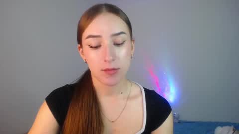 Snapshot of emaa_martins chatting on January 2, 2025, 10:33 pm Emaa online show from January 2, 2025, 10:33 pm