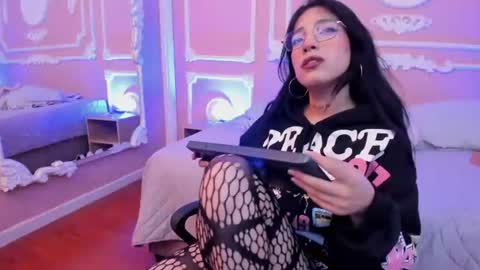 Emma online show from June 20, 2026, 3:42 am