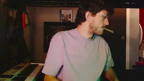 EmannX online show from December 21, 2025, 2:57 pm