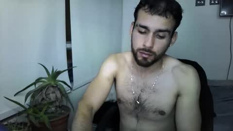 Snapshot of emanuell__ chatting on October 7, 2025, 2:42 am emanuell__ online show from October 7, 2025, 2:42 am