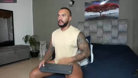Snapshot of emanuelspencer chatting on February 7, 2025, 5:20 am emanuelspencer online show from February 7, 2025, 5:20 am
