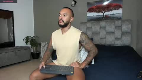 Snapshot of emanuelspencer chatting on February 7, 2025, 8:22 am emanuelspencer online show from February 7, 2025, 8:22 am