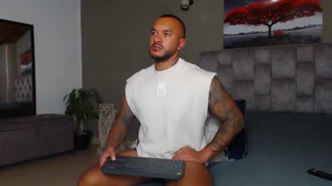 Snapshot of emanuelspencer chatting on March 12, 2025, 7:06 pm emanuelspencer online show from March 12, 2025, 7:06 pm