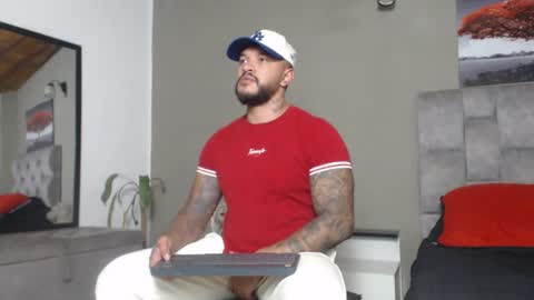 emanuelspencer online show from November 27, 2025, 10:12 pm